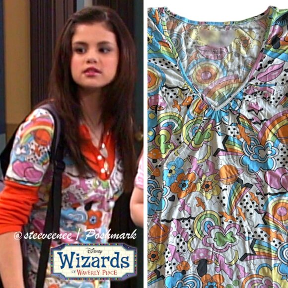 Multicolored Doodle V-Neck Tee T-Shirt ASO Alex Russo - Picture 2 of 8
